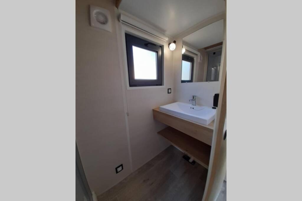 Maison Tiny House 2 Chambres Soulac A 500M Plage Exteriér fotografie